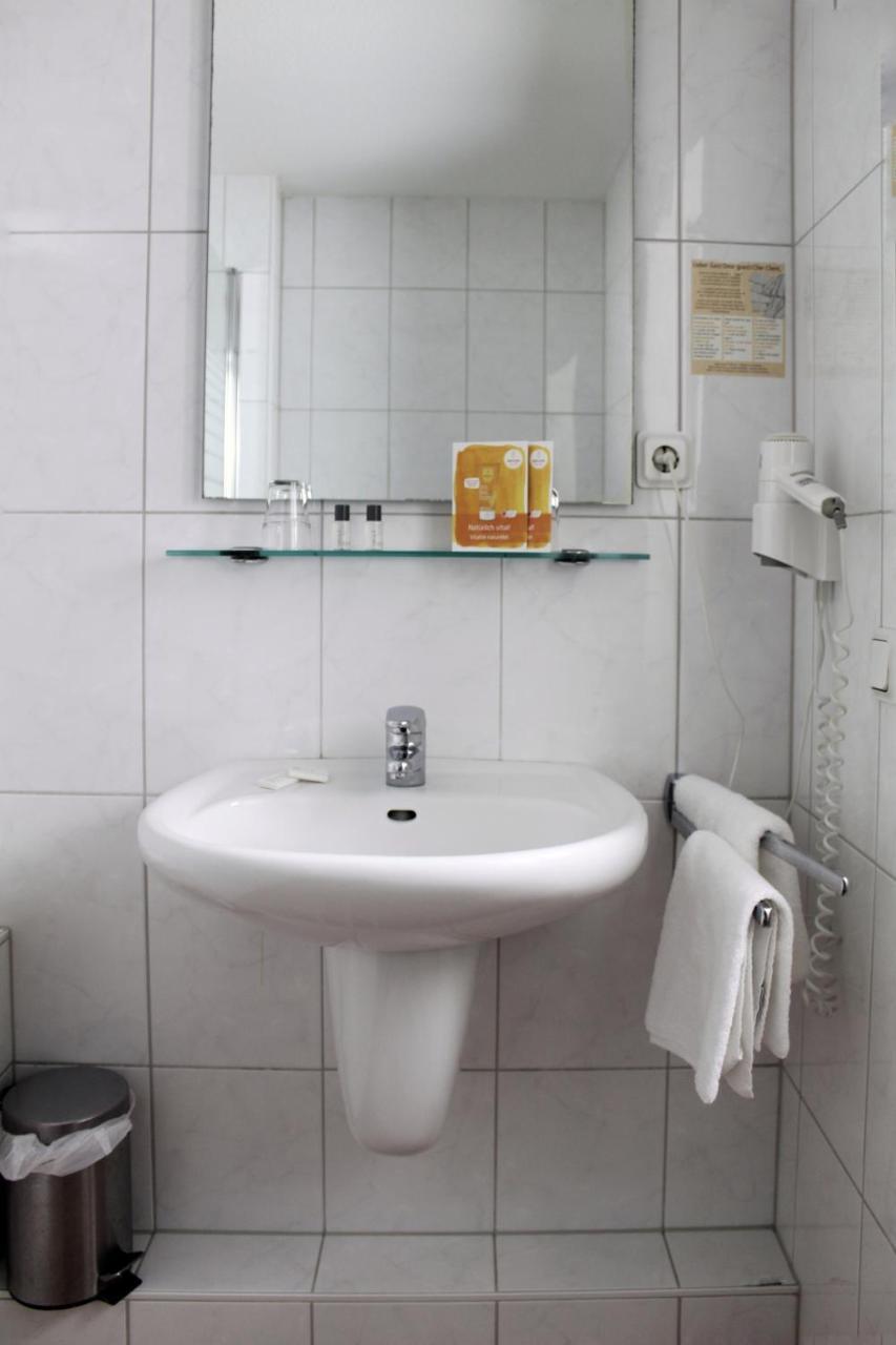 Akazienhof Hotel & Brauhaus Köln Ngoại thất bức ảnh
